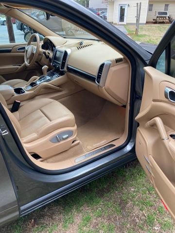 2014 Porsche Cayenne AWD 4dr S Hybrid